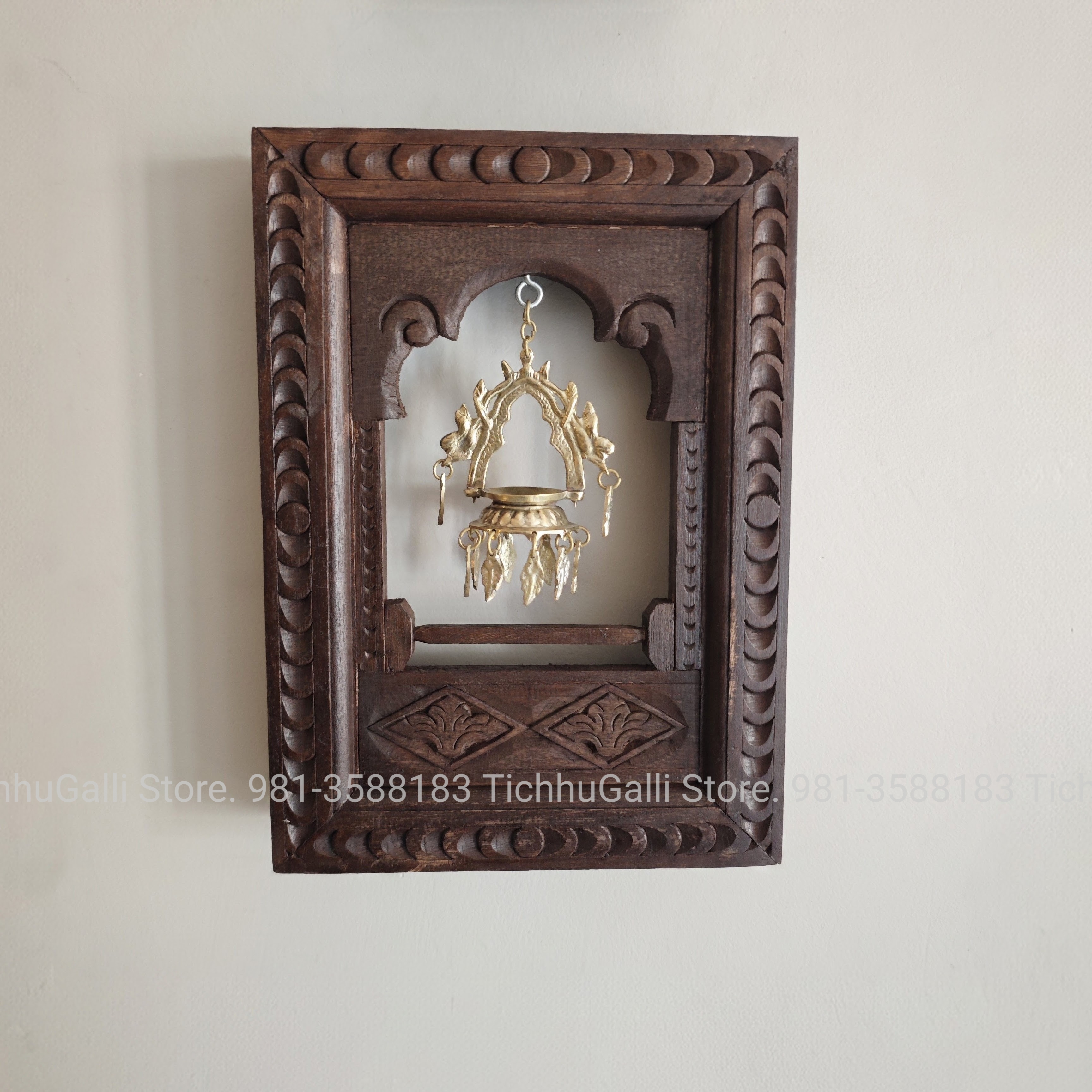 Dalucha window 10x7"