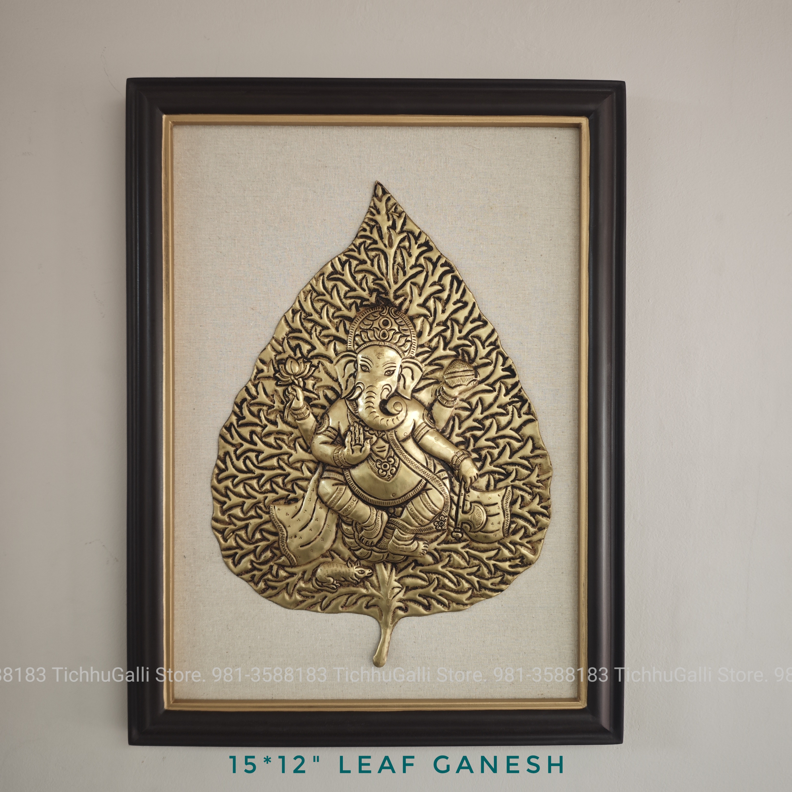 Leaf Ganesh single matt white 11x15"