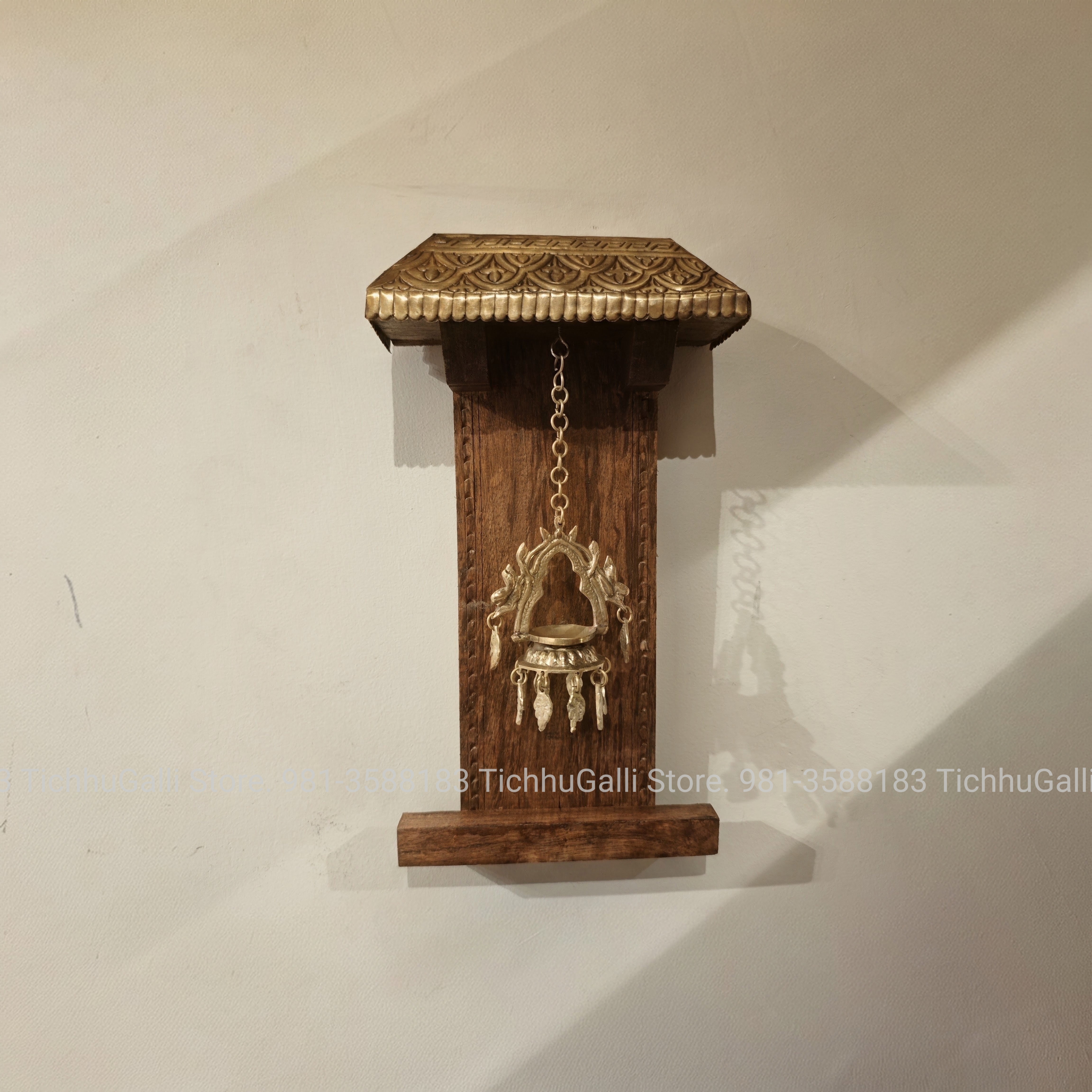 Brass Roof hanging Dalucha 11*7"